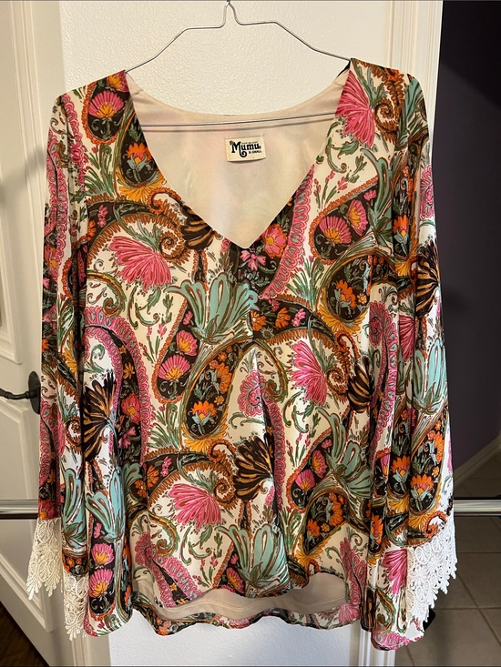 Show Me Your MuMu Tops - SHOW ME YOUR MUMU Mal Top Floral Paisley V-Neck tunic or mini - Pink Multi